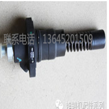 徐工1356摊铺机发动机单体泵